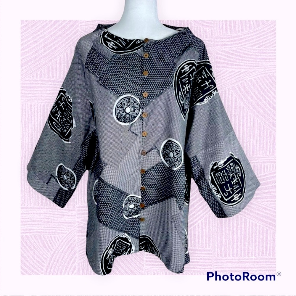 Catalog Classics Batik-Inspired Black and White Coconut Button Jacket 1X